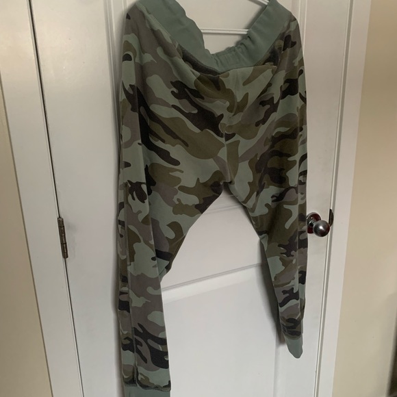 Green Camo Champion Sweatpants - Picture 2 of 2